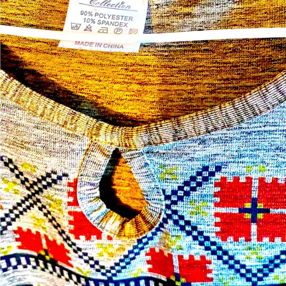 Collection Tribal Top, Size XL - Picture 3 of 3